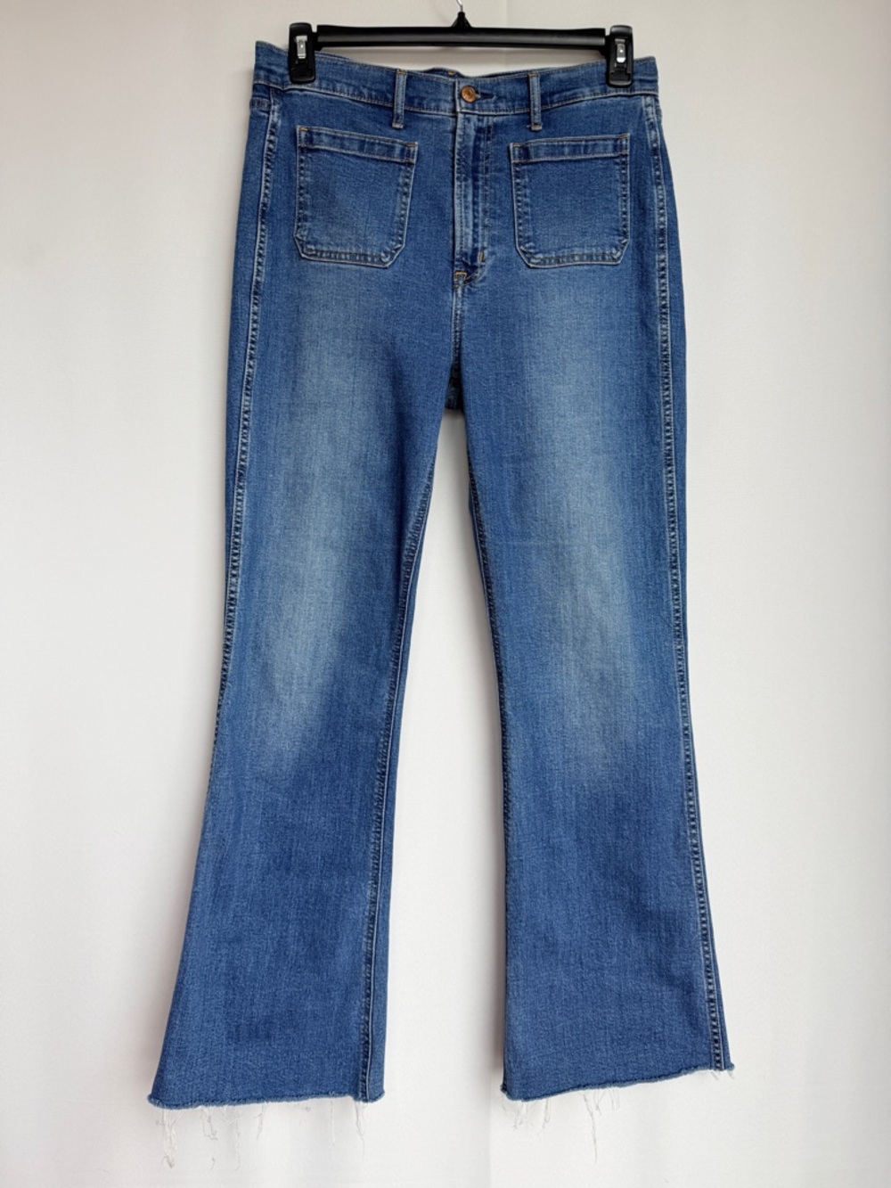 GAP High Rise ’70s Flare Jeans 31/12 Tall – Raw Hem Stretch Denim